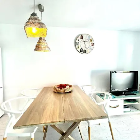 Cozy Apartment, Wifi, Terrace, Pool In Los Charcos Beach * Costa Teguise