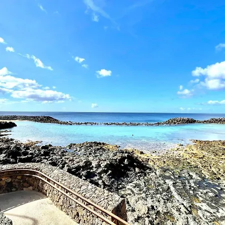 Cozy Apartment, Wifi, Terrace, Pool In Los Charcos Beach Apartment Costa Teguise