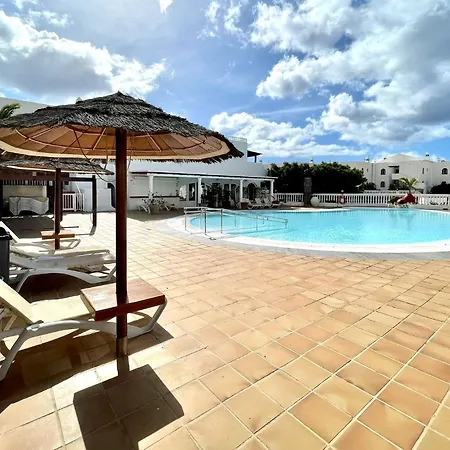 Cozy Apartment, Wifi, Terrace, Pool In Los Charcos Beach Appartement *