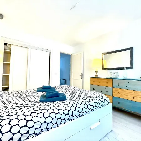 Appartement Cozy Apartment, Wifi, Terrace, Pool In Los Charcos Beach *